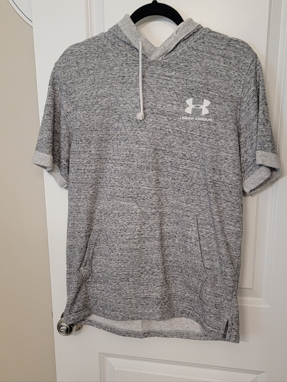 Under Armour Men’s Heather Gray Short-Sleeve Hoodie